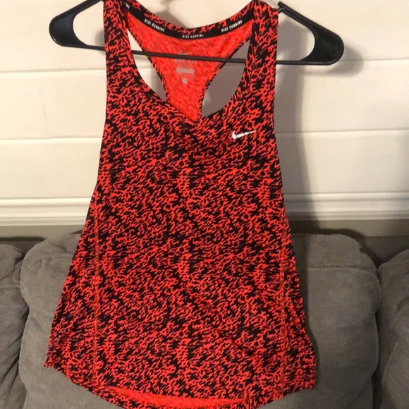 Women’s Nike dry fit running size small pink black tank - Picture 1 of 3